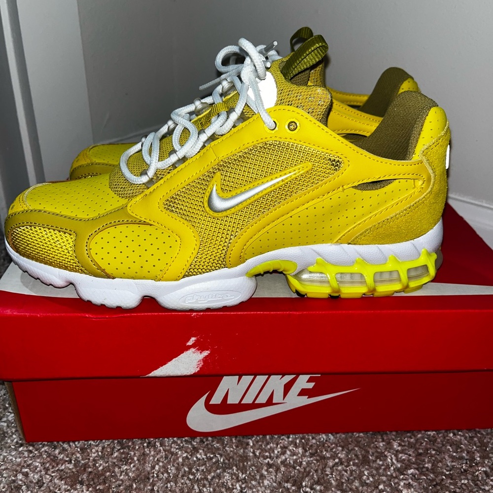 Used Yellow Nike Air Zoom Spiridon Cage 2 size 7M/8.5W